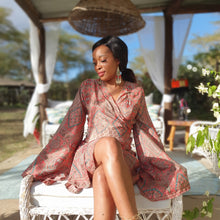 Учитај слику у приказивач галерије,Svilene kratke haljine