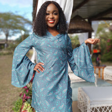 Учитај слику у приказивач галерије,Svilene kratke haljine