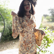 Учитај слику у приказивач галерије,Svilene kratke haljine