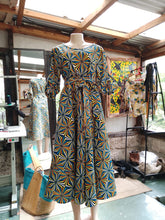 Load image into Gallery viewer, Emily haljina