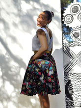 Load image into Gallery viewer, Suknje - kratke