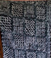 Load image into Gallery viewer, Batik