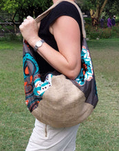 Учитај слику у приказивач галерије,Safari Essence