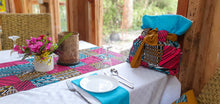 Load image into Gallery viewer, Joie de vivre table runner