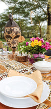 Load image into Gallery viewer, Kabila table runner