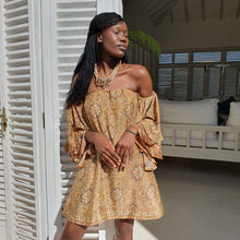 Учитај слику у приказивач галерије,Svilene kratke haljine