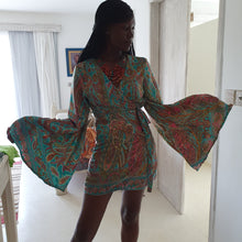 Учитај слику у приказивач галерије,Svilene kratke haljine