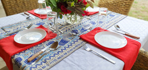 Maji table runner