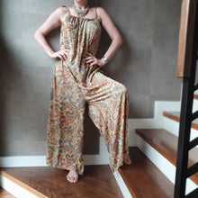 Load image into Gallery viewer, Jumpsuit - Fluid

