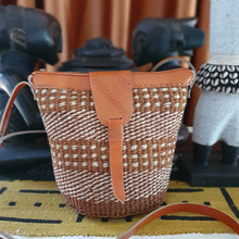 Учитај слику у приказивач галерије,Tasne od prirodnog vlakna
